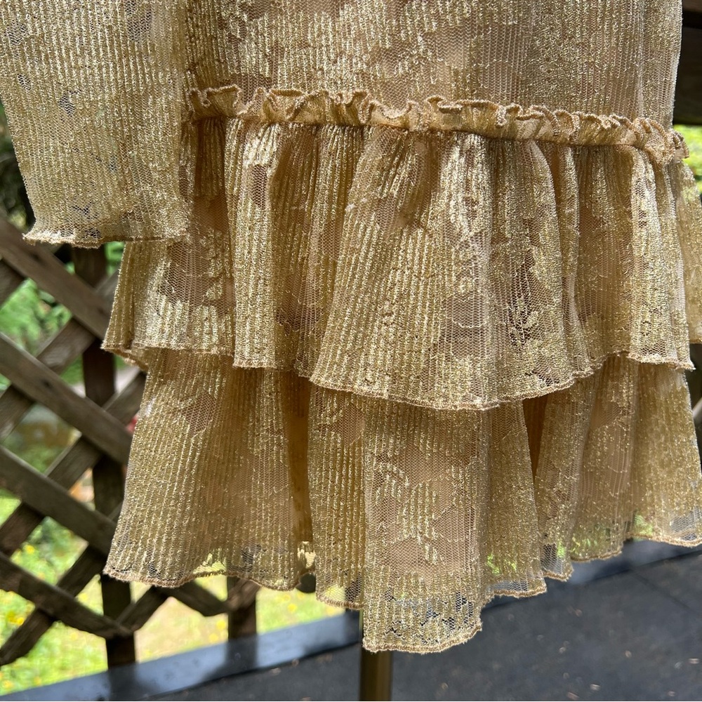 Saylor Dress Adria Gold Ruffled Lace Long Sleeve Mini  Medium Cocktail Formal EC - Picture 9 of 9